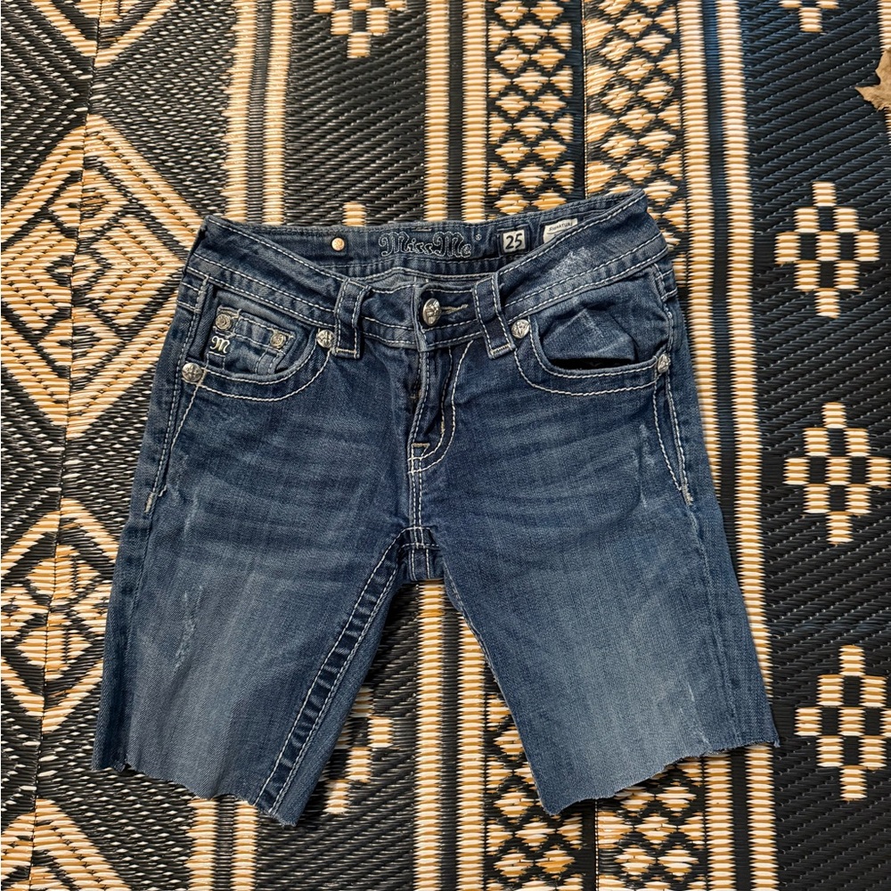 Miss me jeans cut off shorts size 25 great look